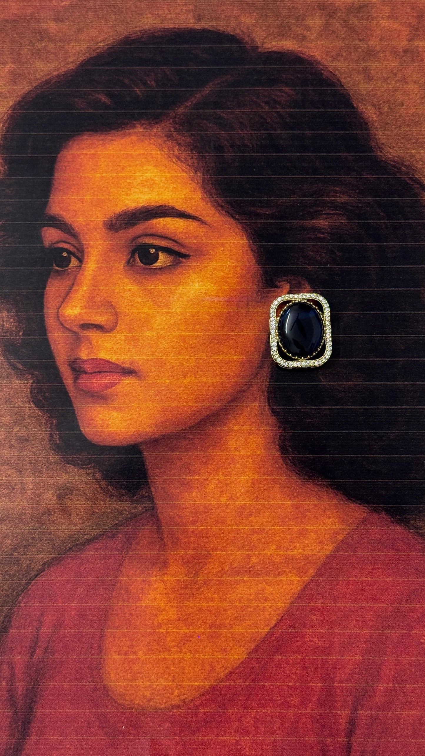 Sparkle Aura Stud Earrings