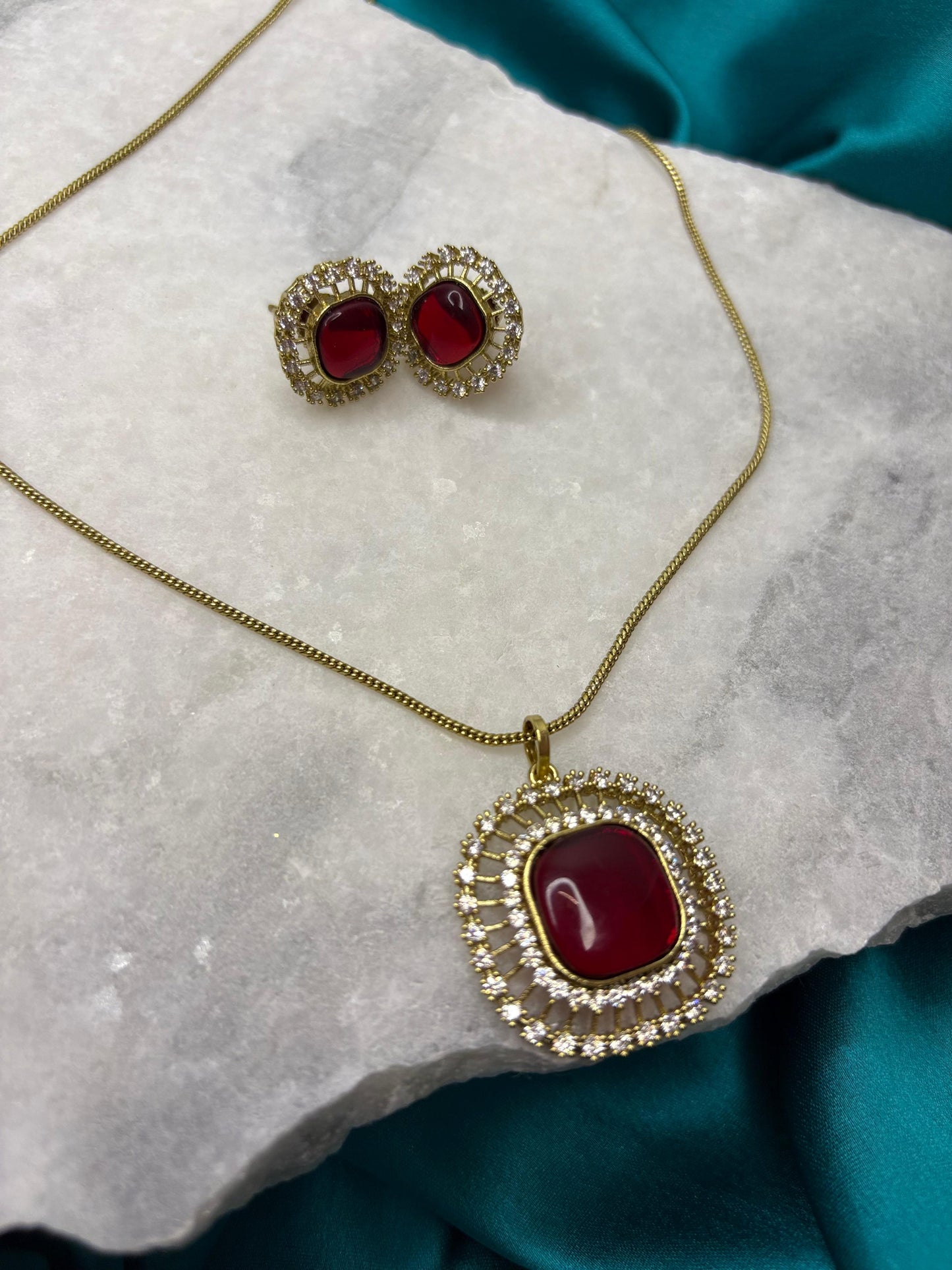 Mehroon Kundan Necklace Set with Earrings | Festive Jewellery